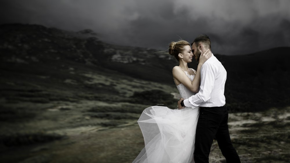 В горах бывает очень ветрено