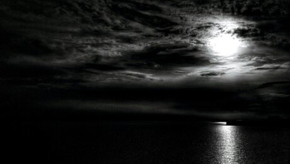 Ночь на озере