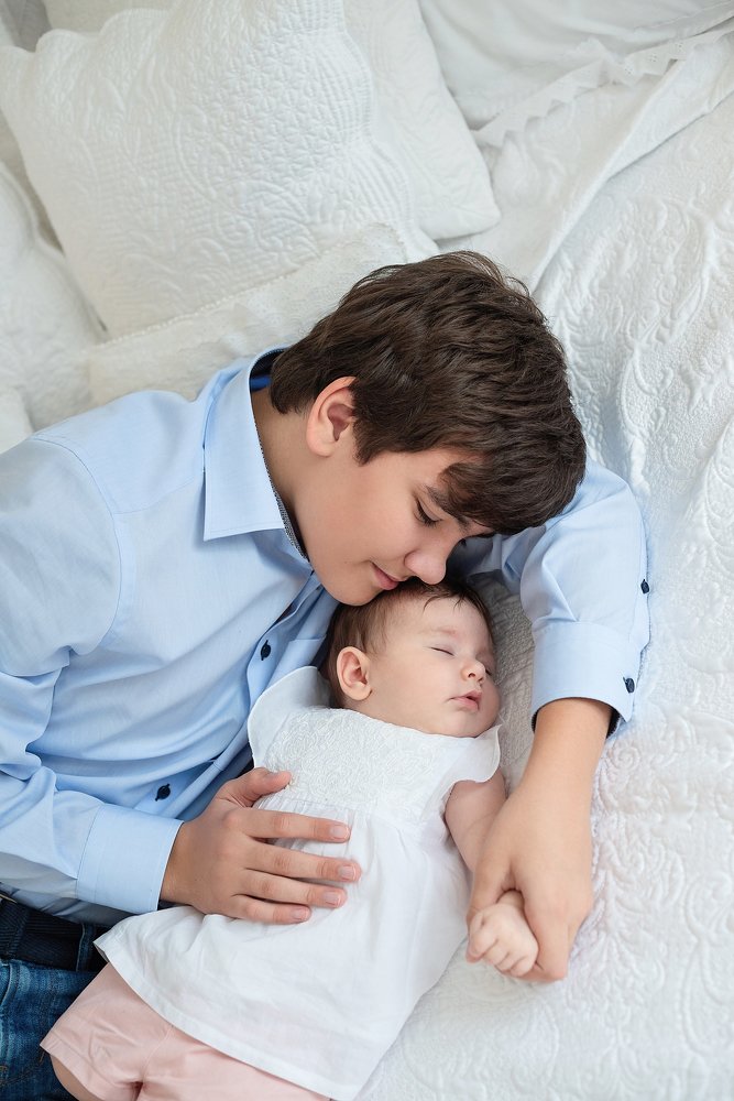 Старший брат