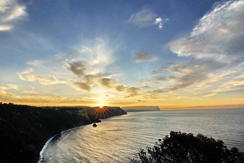 Первые лучи Солнца