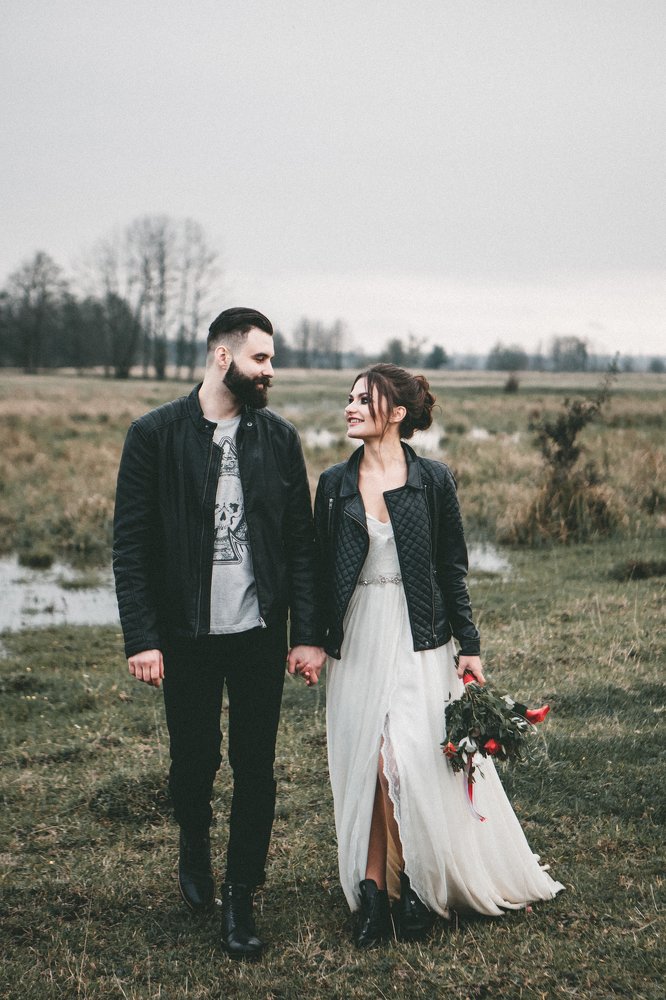 И даже если тебе холодно, ты грей других...