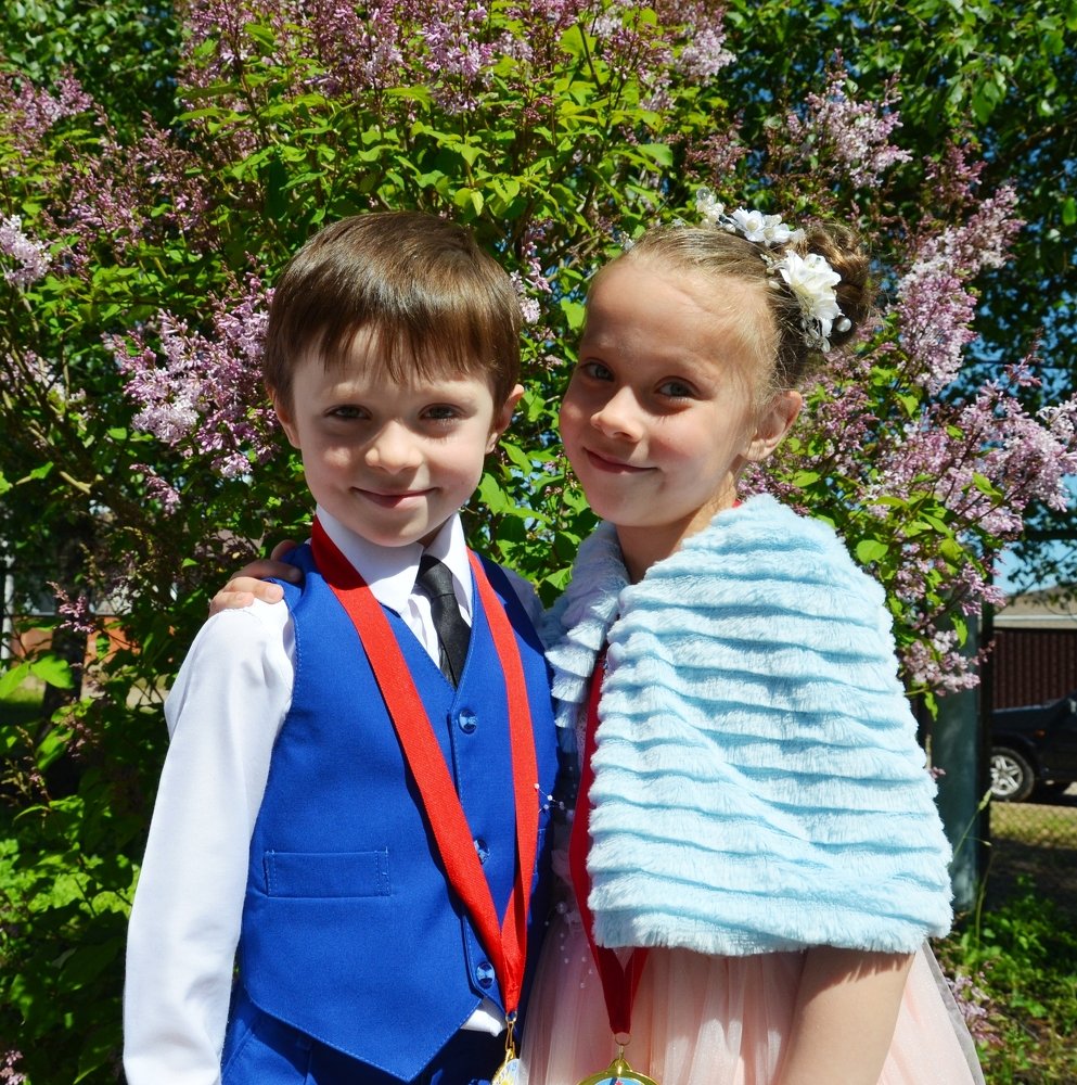 У Двойняшек выпускной