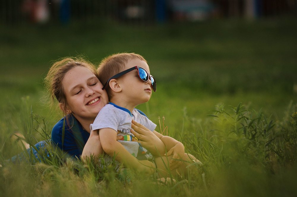 Старшая сестра