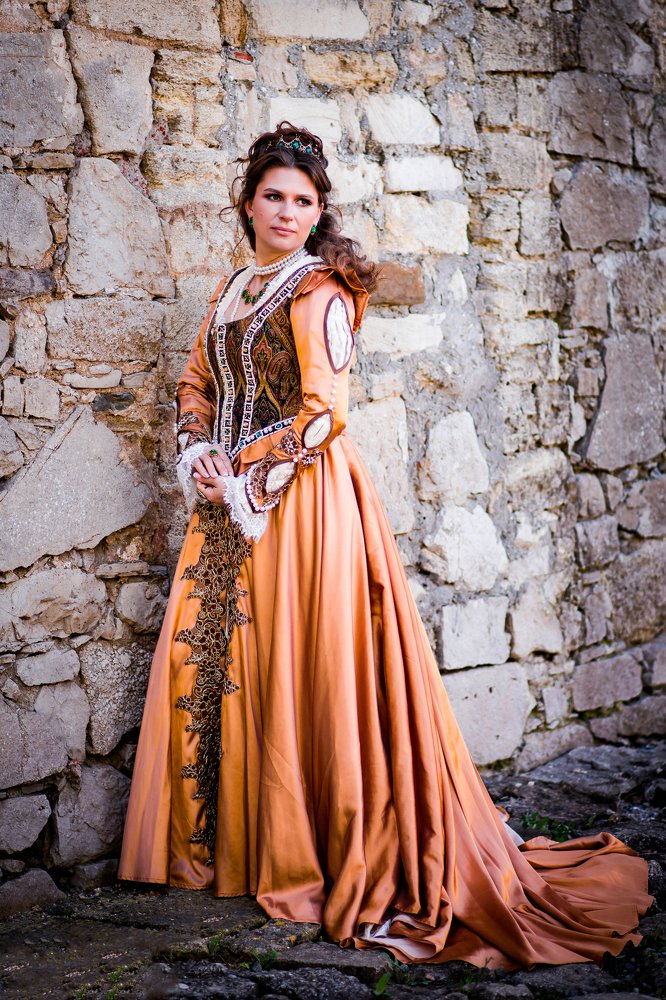 Образ королевы Анны Аркадии герцогини Рована.