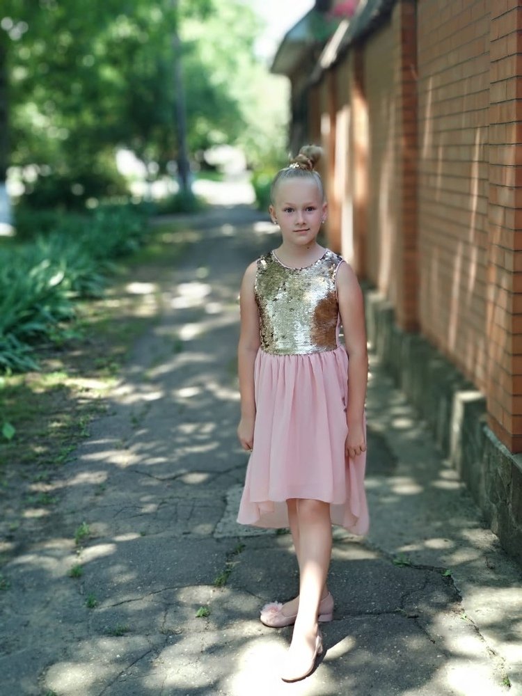 Важная сестричка и она же тетя