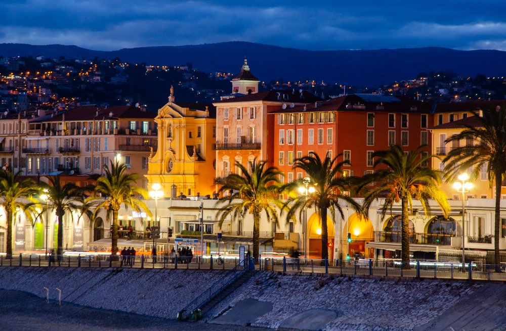 Ночная Ницца