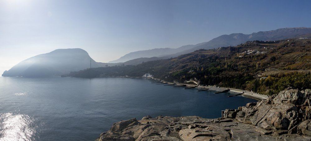 Аю-Даг в солнечном мареве