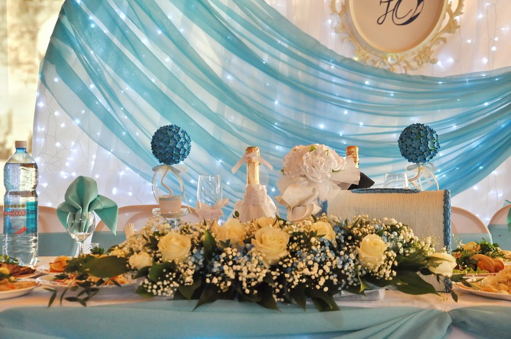 УКРАШЕНИЕ СВАДЕБНОГО СТОЛА