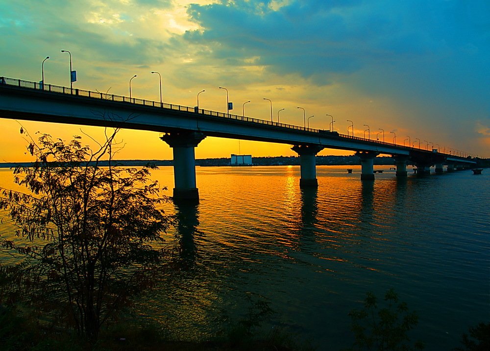 Закат на Днепре.