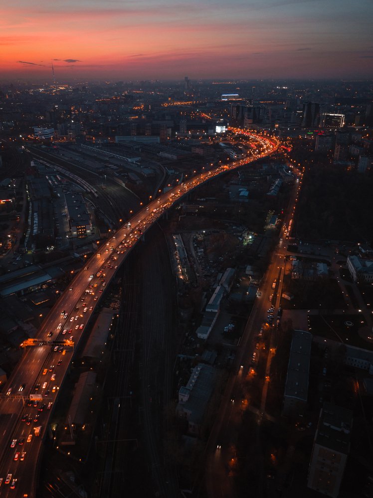 Ночной город с высоты птичьего полета