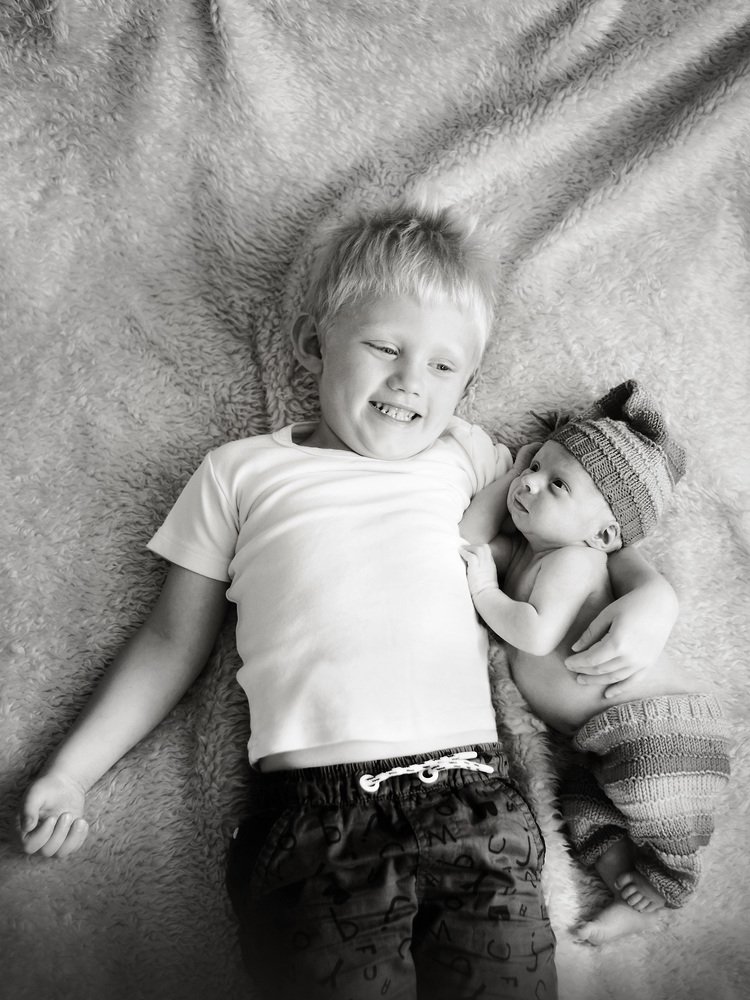 Старший и младший