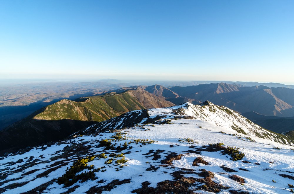 гора Лопатина