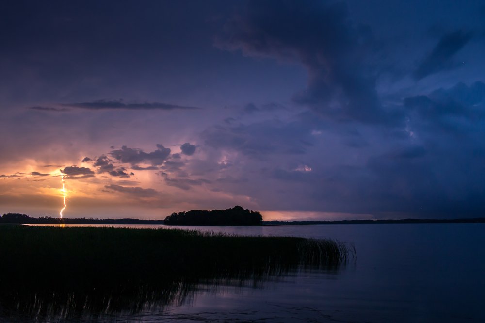 Midninight lightning