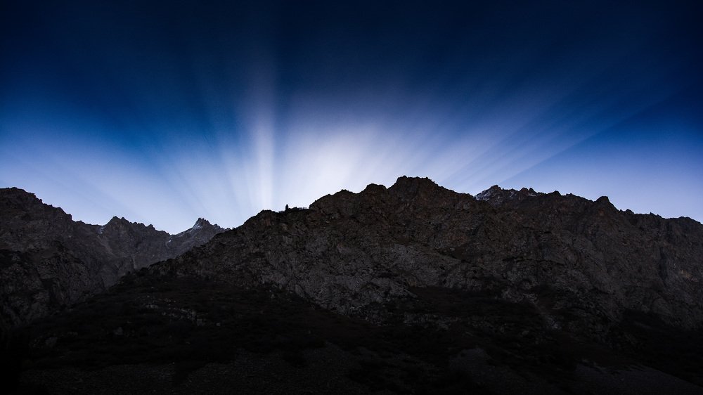 Раннее утро в национальном парке Ала-Арча