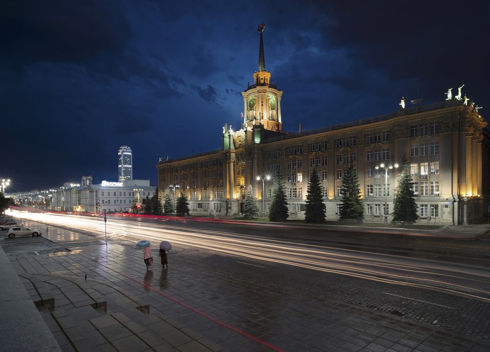 Ночной Екатеринбург.