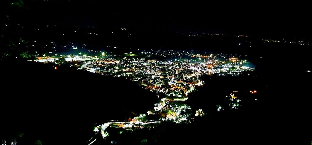 Glittering Katra from the eyes of Ardhkuwari