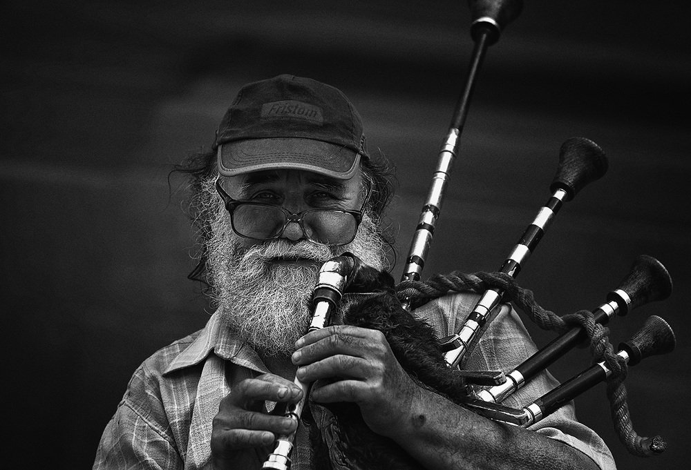 Уличный музыкант