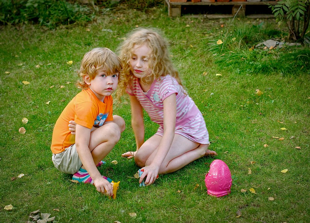 Брат и сестра