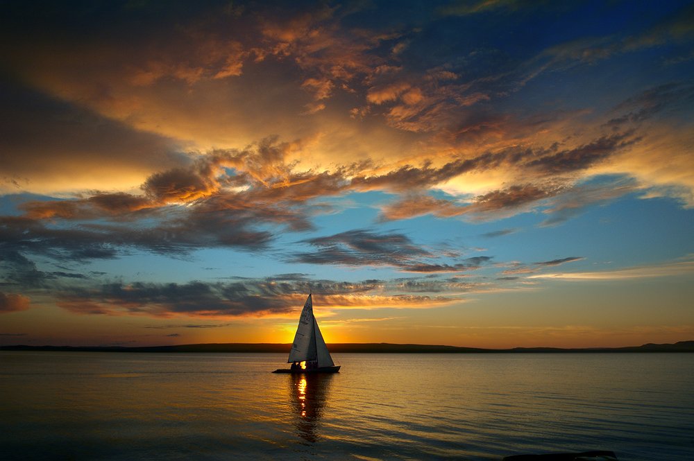 Закат под парусами