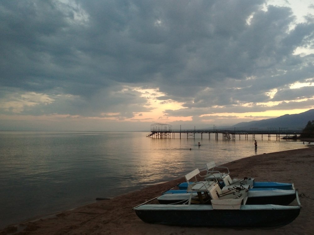 Закат на Иссык-Куле