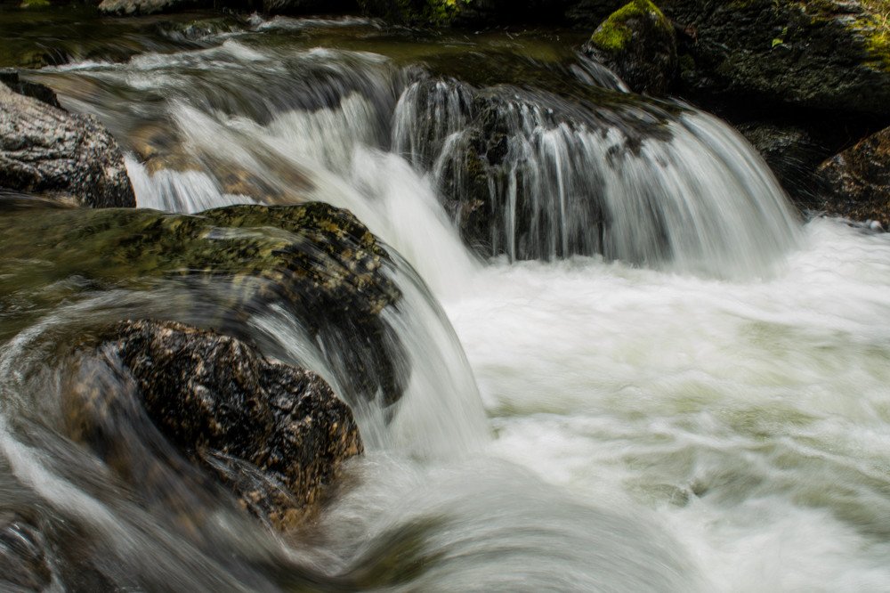 Пороги водопада Айхор