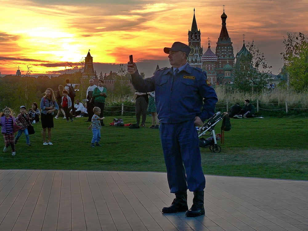 ДЛЯ  ЖЕНЫ , ДЛЯ  ДЕТЕЙ.