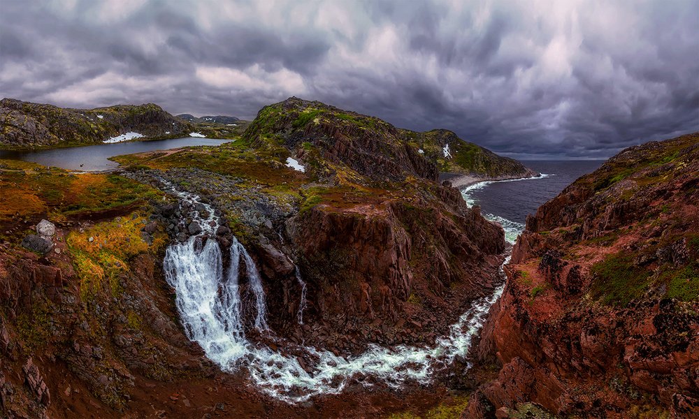 Водопад в Териберке