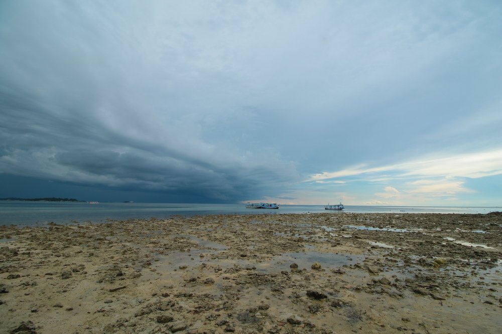 Belitung cloud storm