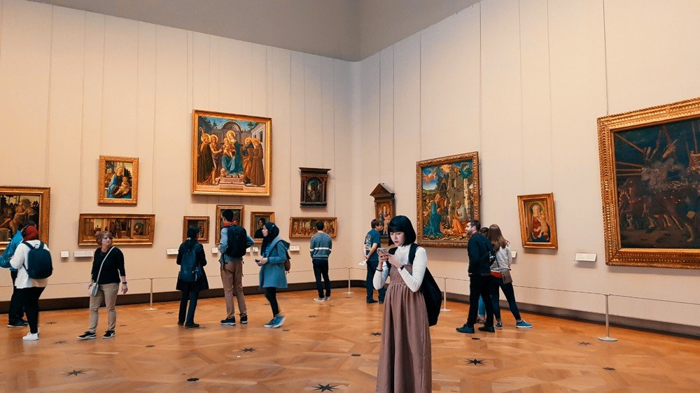 Musée du Louvre, Paris, France, Burbuqe Latifi