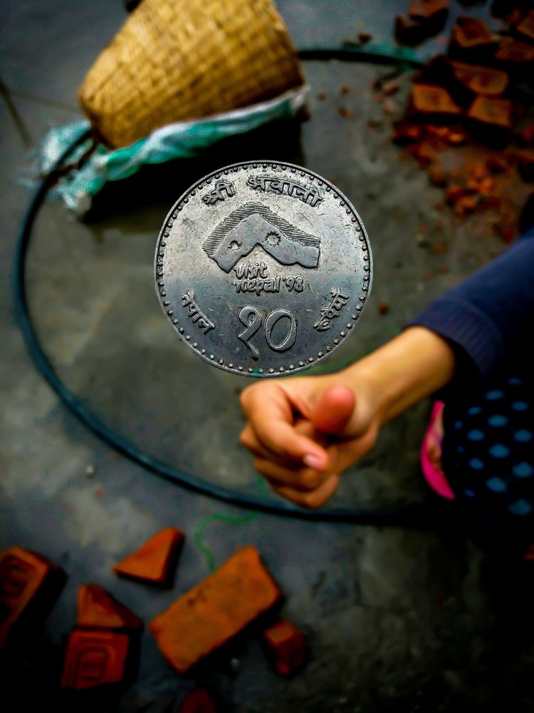 10 Rupees Nepali coin