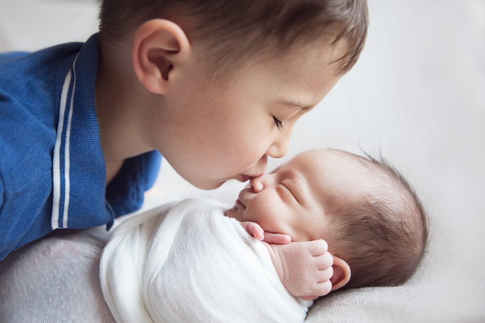 Старший брат