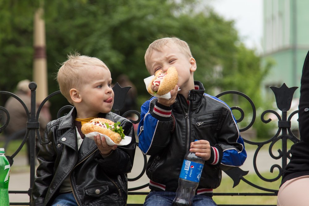 Ему больше дали