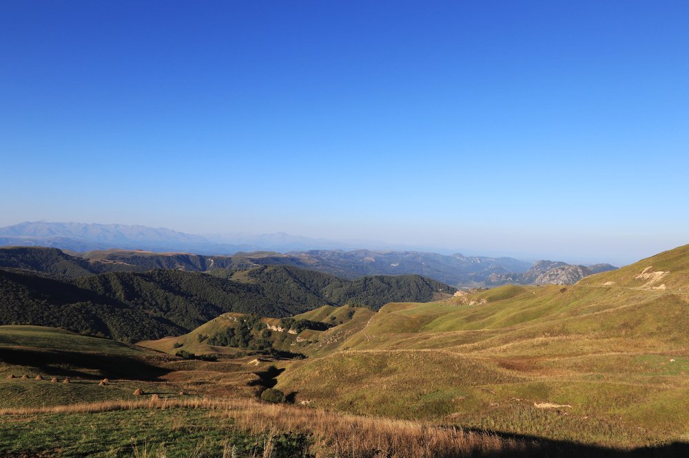 Рассвет над перевалом Гум-Баши
