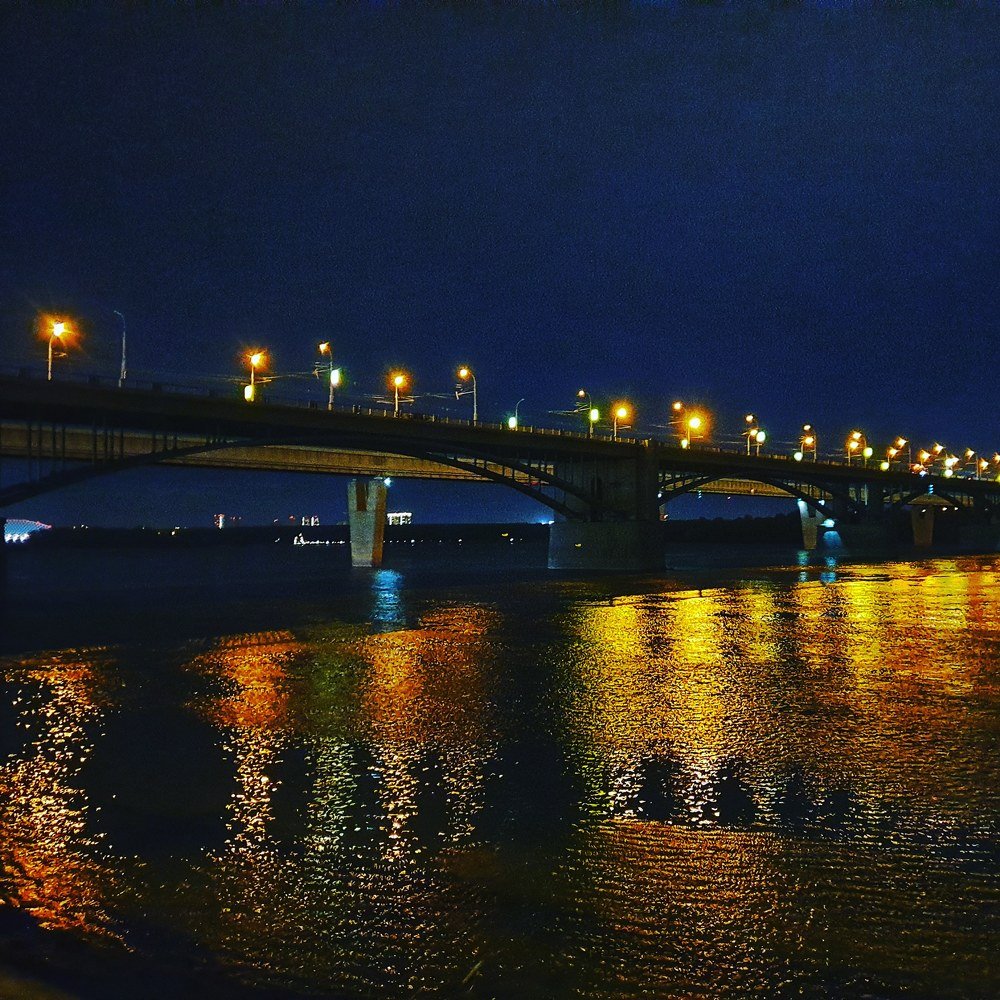 мост и огни