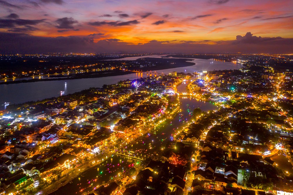 Hoi An by night.