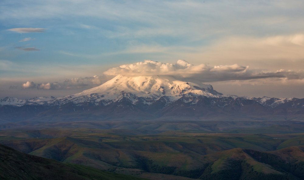 Рассвет на плато Бермамыт