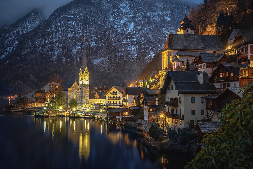 City between the mountains