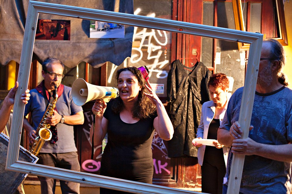 Street actors