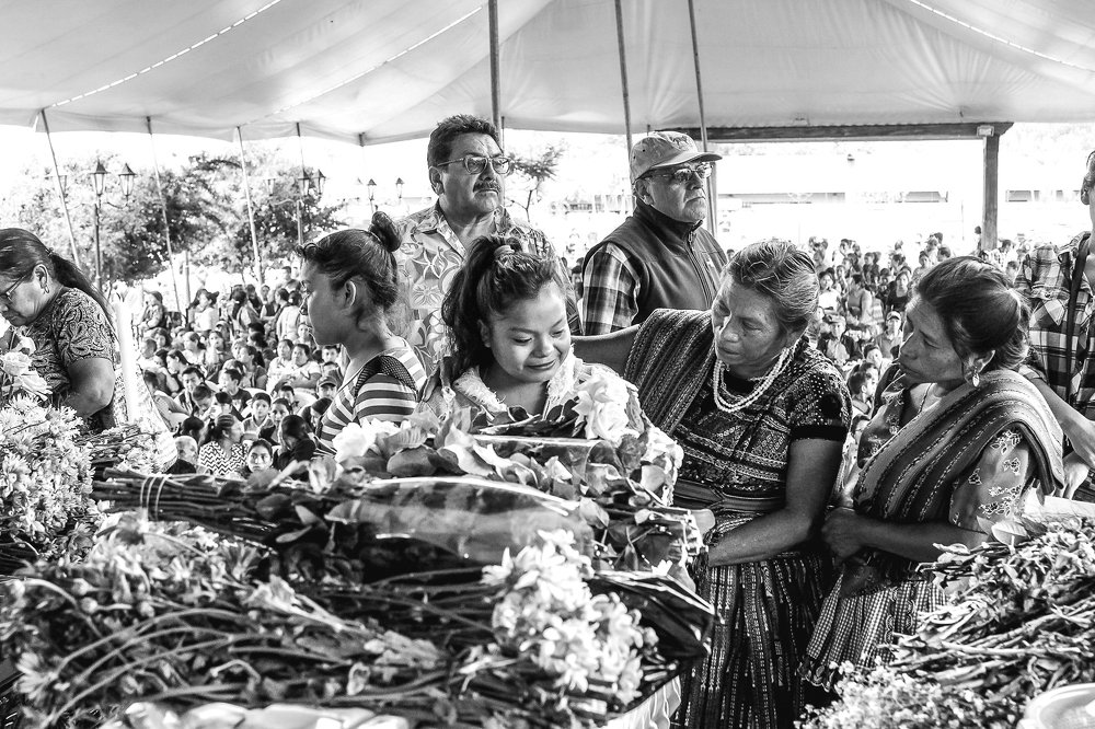 The first victims of the eruption of the volcano of fire