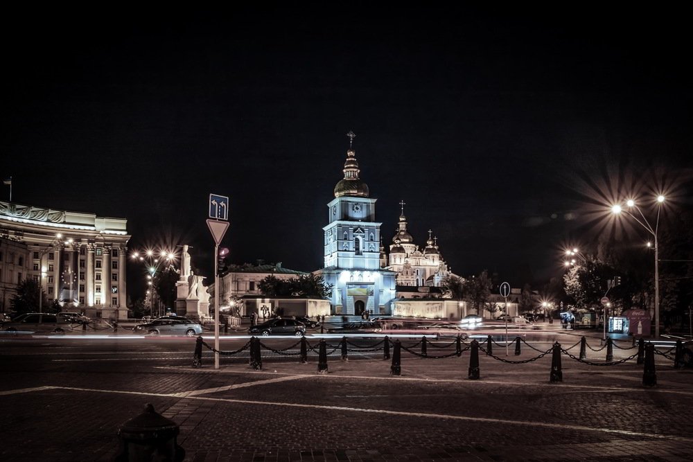 Киев,ночь, вид на Михайловский Собор.