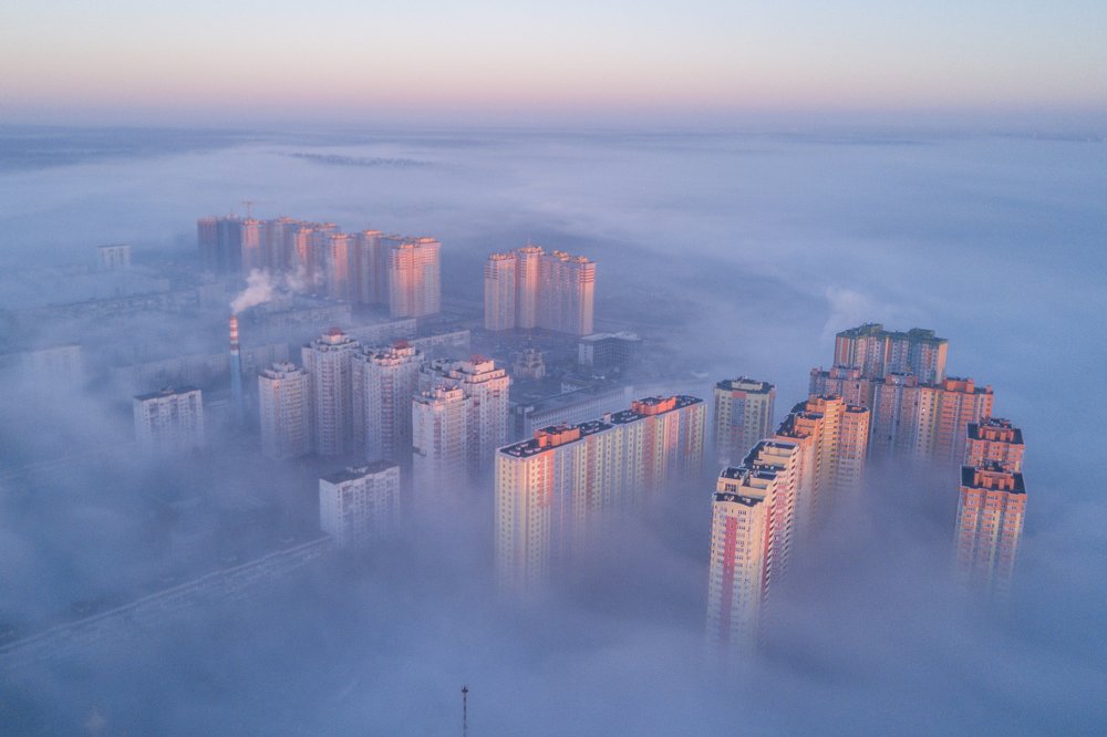 И поглотила мгла город