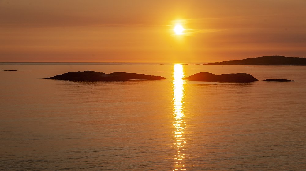 Midnight sun