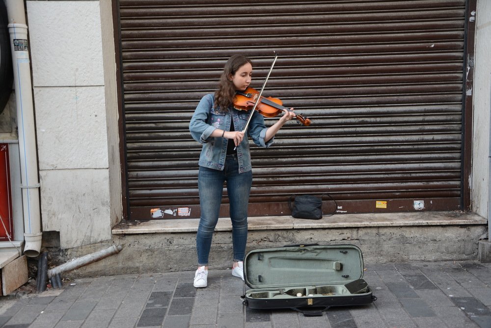 STREET MUSİCİANS