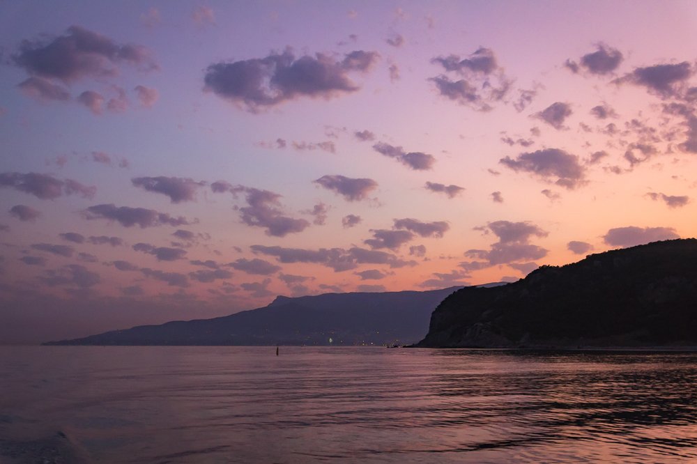 Закат за горами