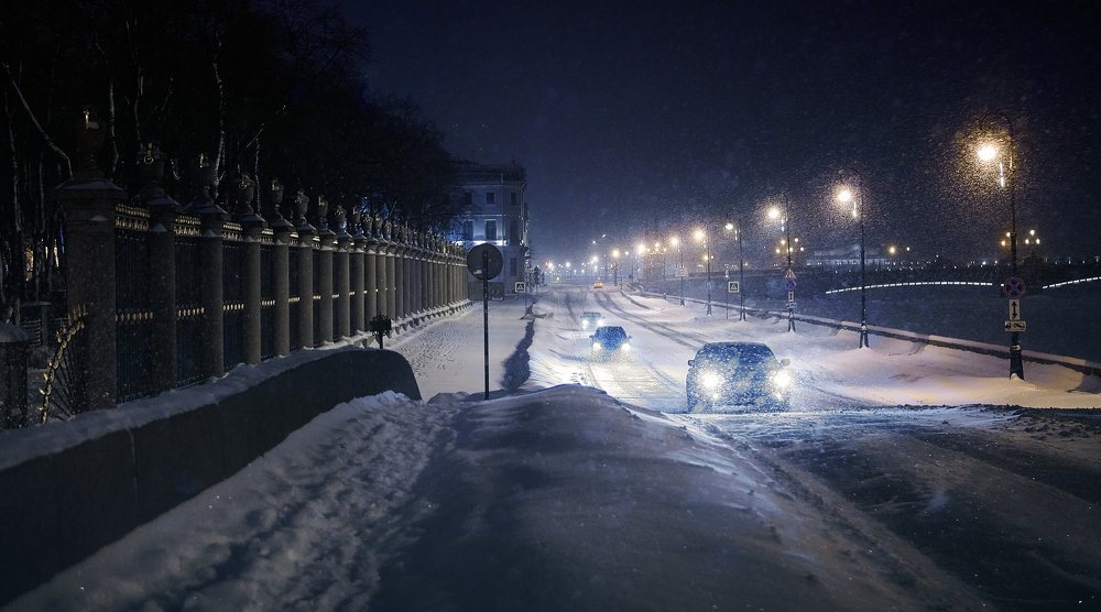 Пока город спит.