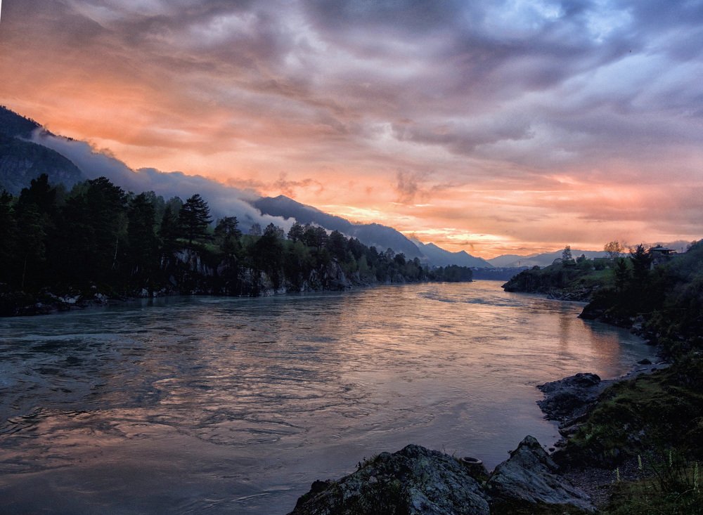 Закат на Катуни