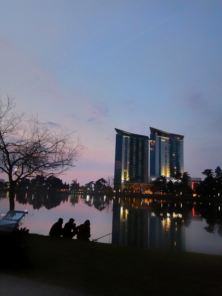 " Вечерний Батуми " ~ " Встреча трёх друзей "