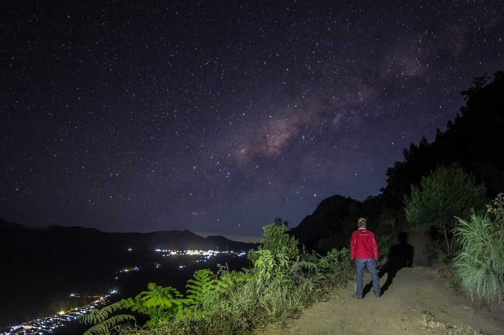 A Night at Puncak Sari