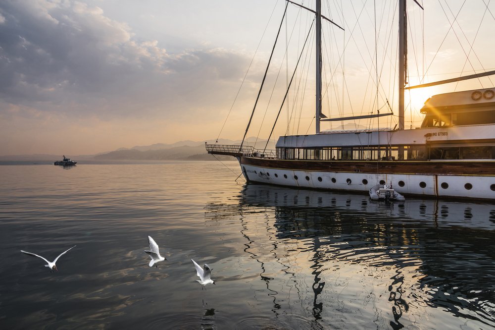 Photograph by Stanislav Kadishes