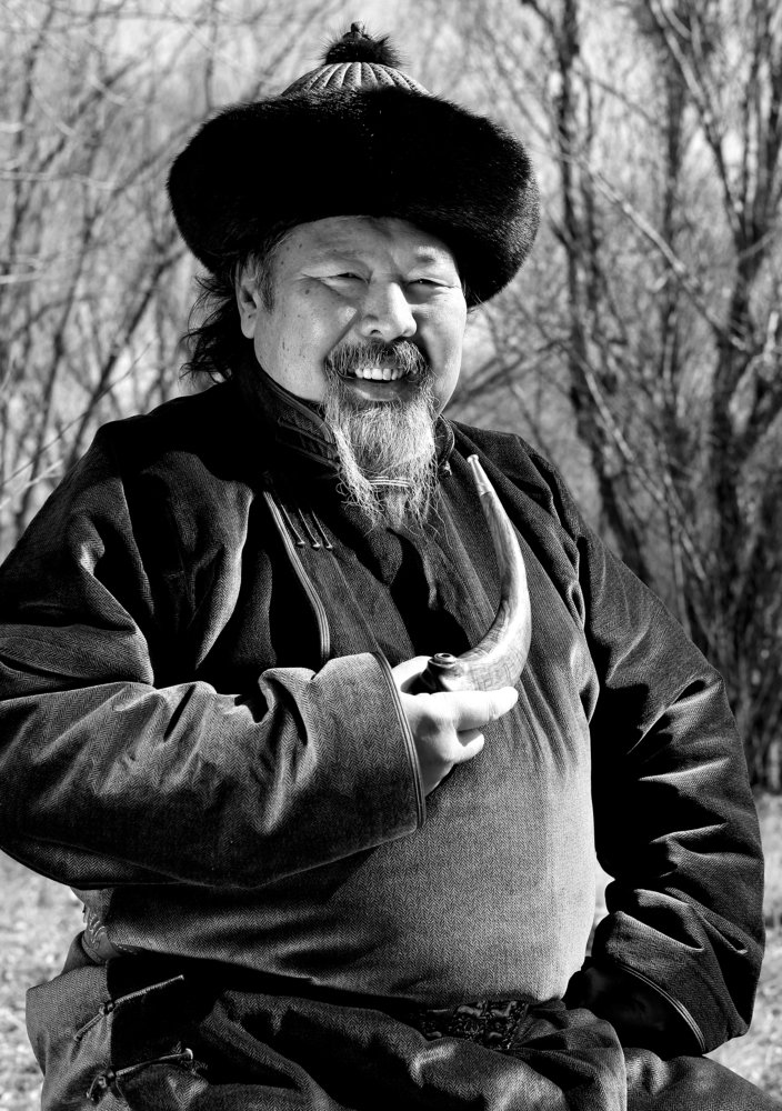 Монгольский.